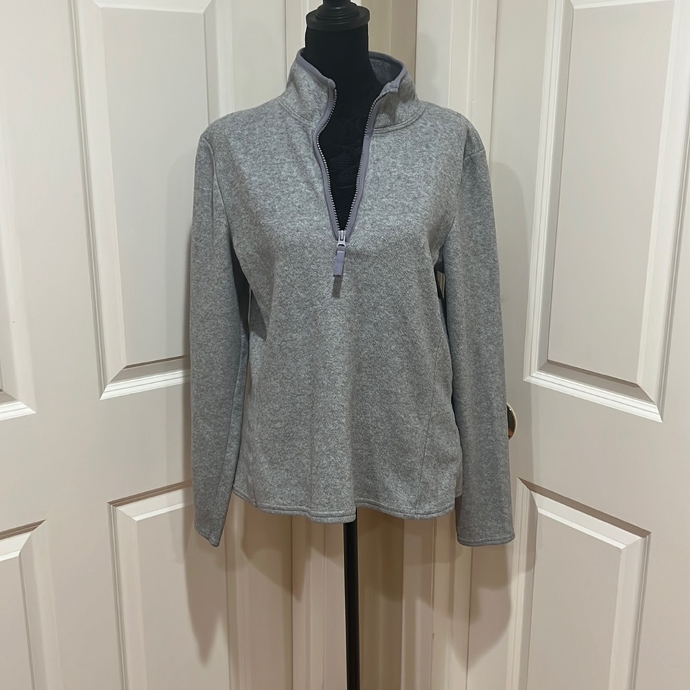 Woman’s, M, fleece by Old Navy. Half zip up. Like new!